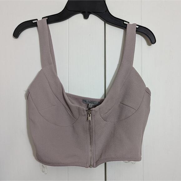 Charlotte Russe Zipper Crop Top - Picture 1 of 3